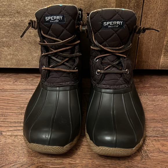 Women’s Black Sperry Boots - Picture 1 of 9